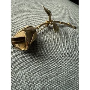 Giovanni Vintage Gold Tone Rose Brooch Pin Figural Long Stem Signed 2 3/4" Retro